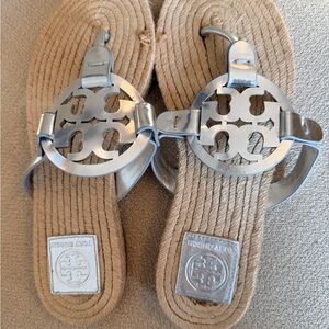Tory Burch Metallic Silver and Woven Tan Sandals Size 7.5